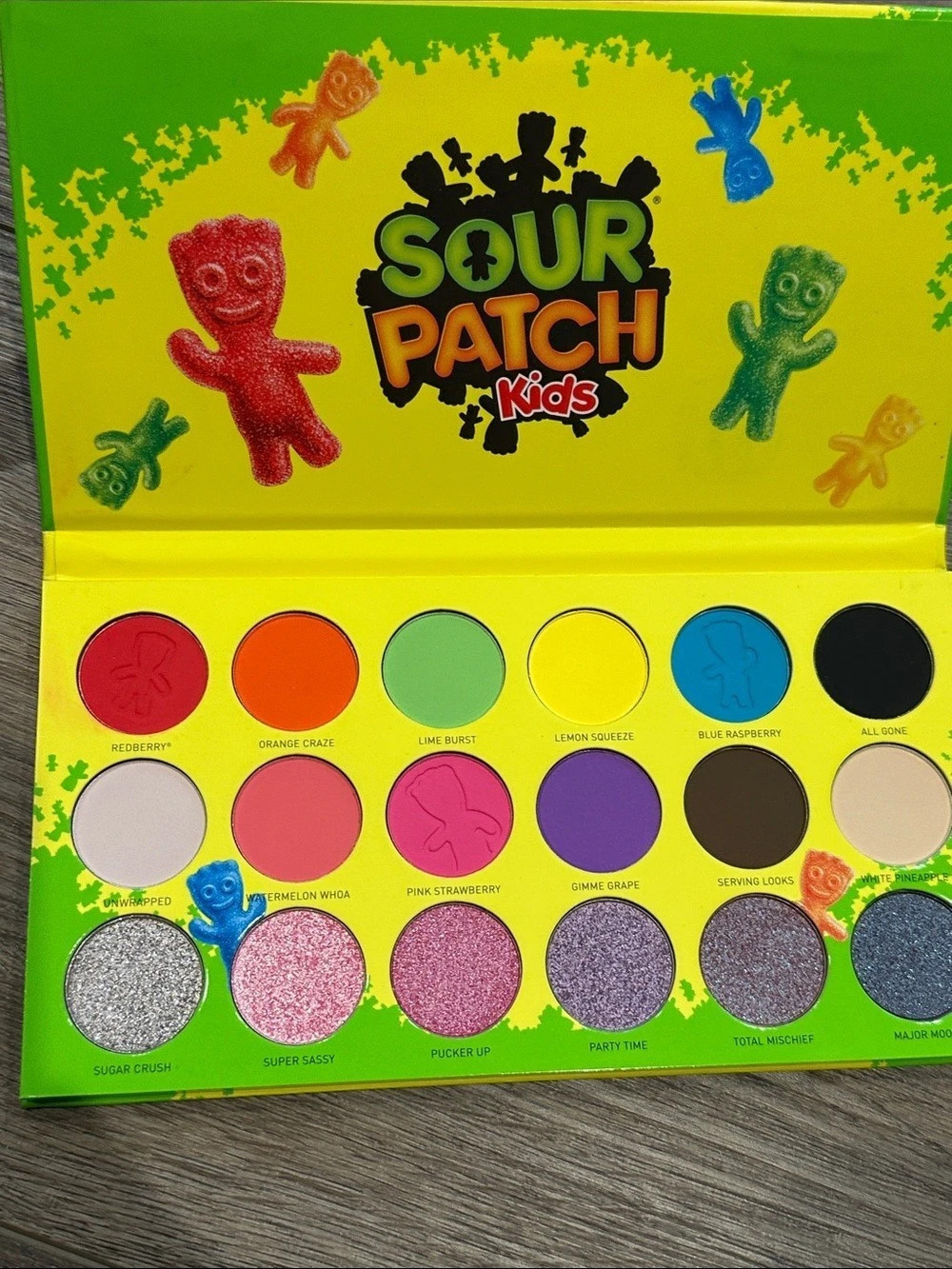 Morphe x Sour Patch Kids Artistry Palette Multicolor & Green